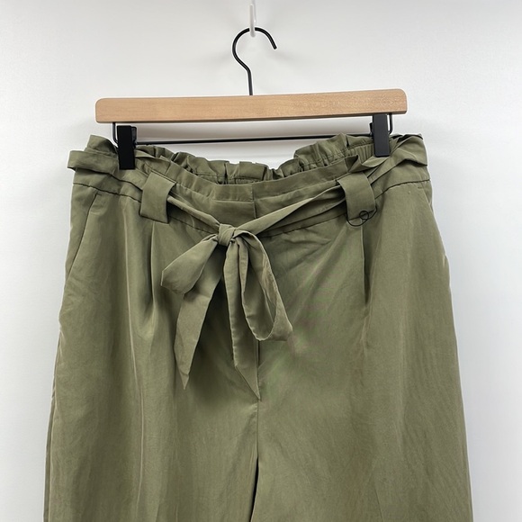 Express Olive Green Ankle Pants - Picture 3 of 9